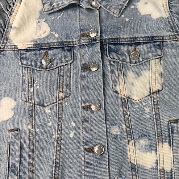 Forever 21 Jackets & Blazers - Forever 21 Light Blue Denim Jacket with Silver Button